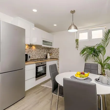Sunset Apartment